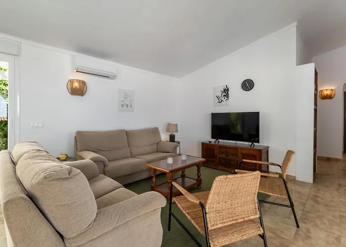Pomelos Villa